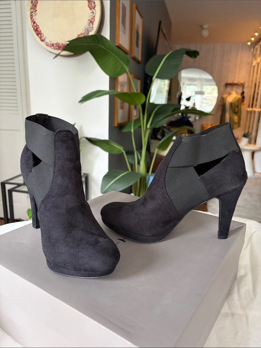 Madden Girl Black Suede High Heel platform Ankle Boots - Women New